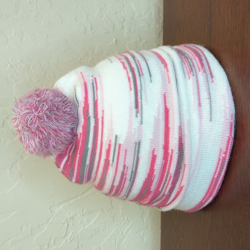 The North Face Girls Pink Multi Pom Pom Cabin Ski Tuke/Beanie Size Youth Medium